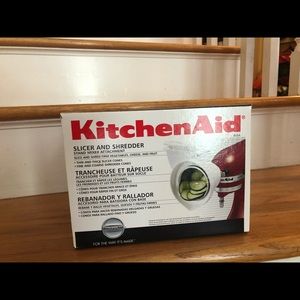 Kitchen Aid Slice and Shredder Attachment- NEW
